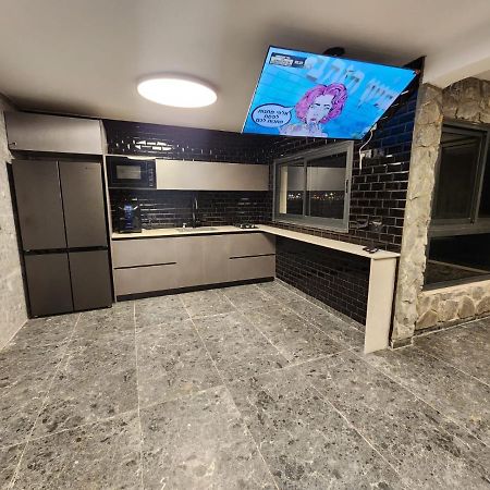 מבנים בים 75 Suites At Sea Haifa Eksteriør bilde